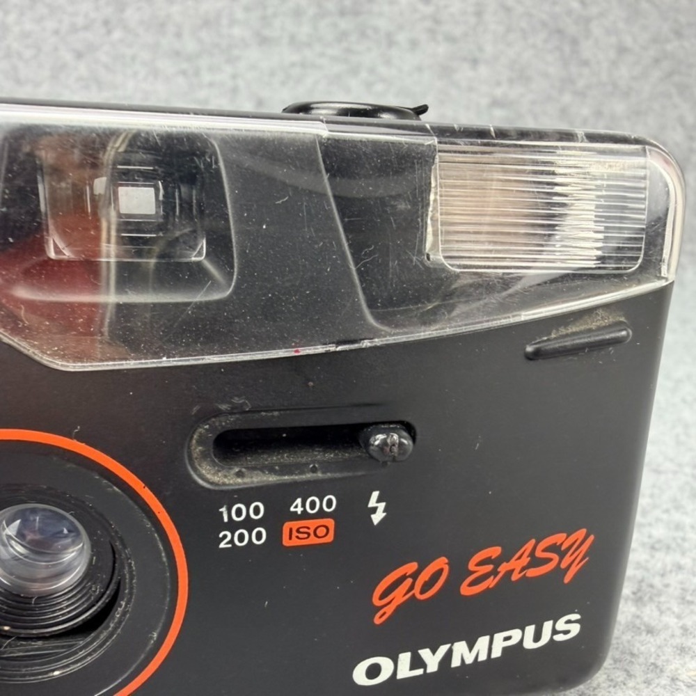 Olympus Go Easy 35mm Point & Shoot Film Camera 34mm Lens Flash Parts/Repair - Picture 3 of 13